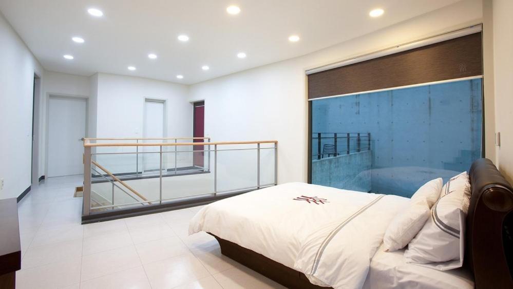 Bao House Pool Villa Янпхён Экстерьер фото